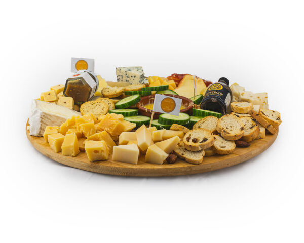 High Cheese borrelplank 10 tot 12 personen